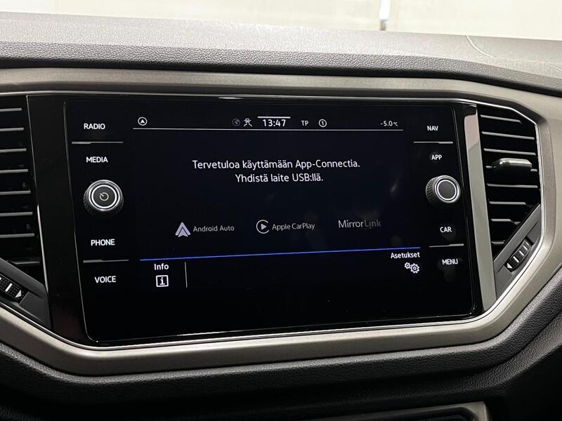 Volkswagen T-Roc vaihtoauto