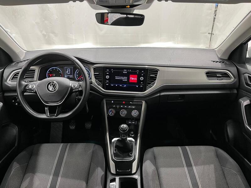 Volkswagen T-Roc vaihtoauto