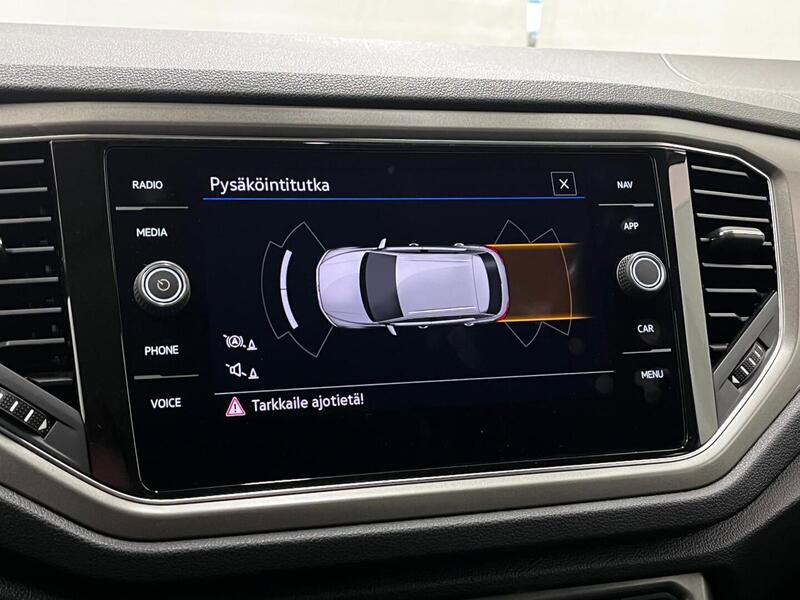 Volkswagen T-Roc vaihtoauto