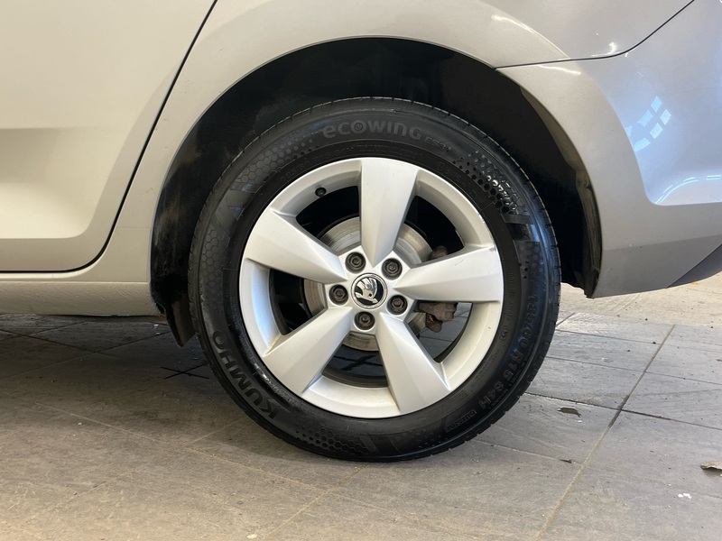 Skoda Rapid vaihtoauto