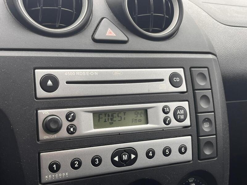 Ford Fiesta vaihtoauto