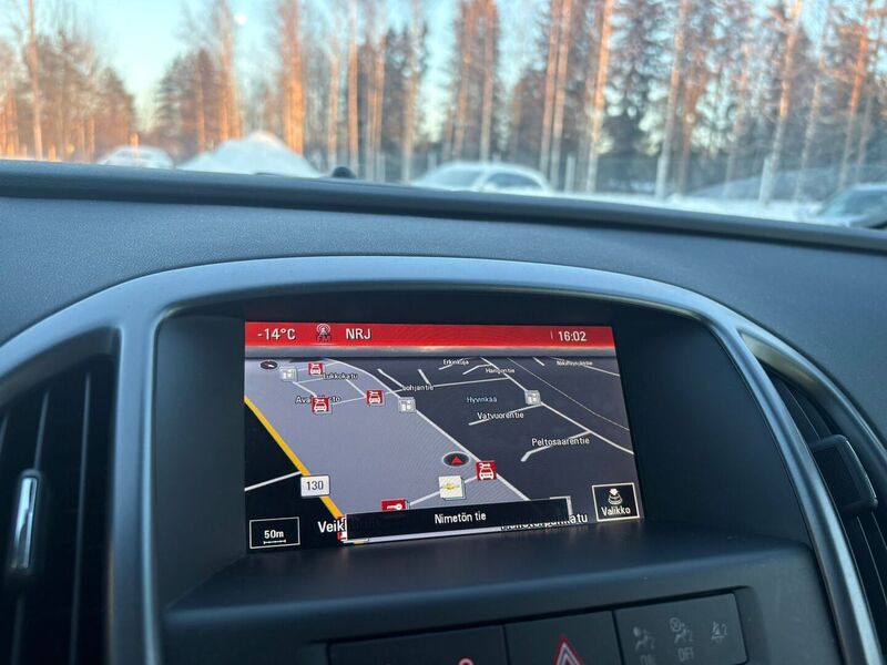 Opel Astra vaihtoauto