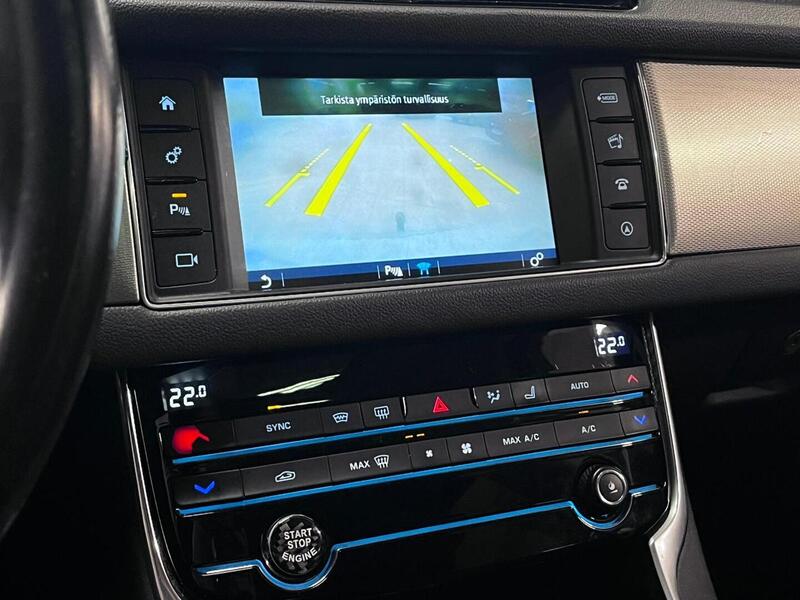 Jaguar XF vaihtoauto