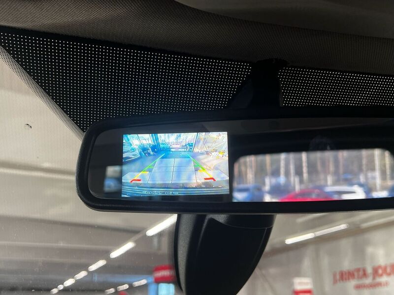 Ford Tourneo Connect vaihtoauto