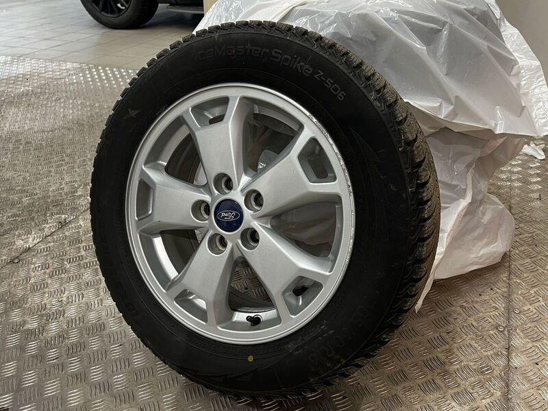 Ford Tourneo Connect vaihtoauto