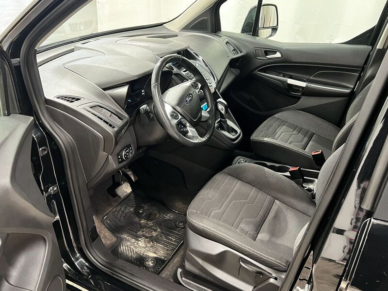 Ford Tourneo Connect vaihtoauto