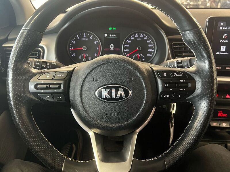 Kia Stonic vaihtoauto