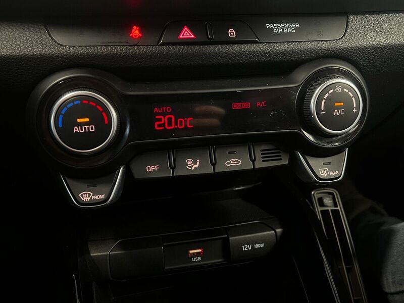 Kia Stonic vaihtoauto