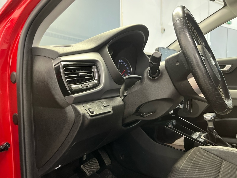 Kia Stonic vaihtoauto