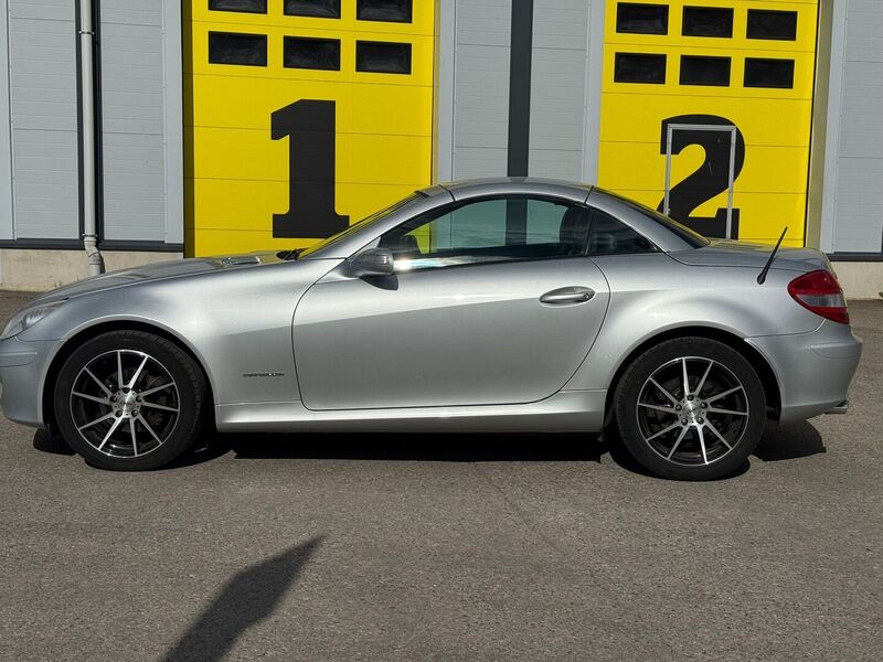 Mercedes-Benz SLK vaihtoauto