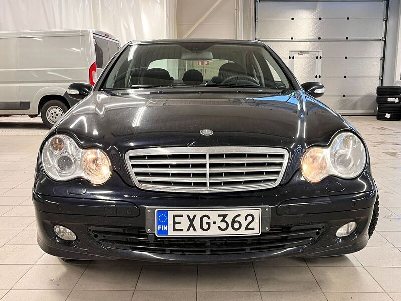 Mercedes-Benz C vaihtoauto