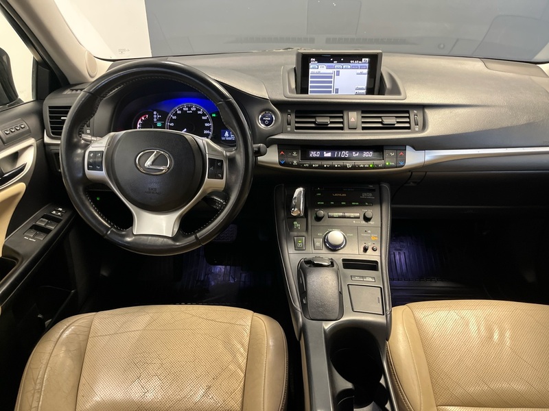 Lexus CT vaihtoauto