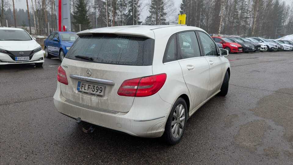 Mercedes-Benz B vaihtoauto