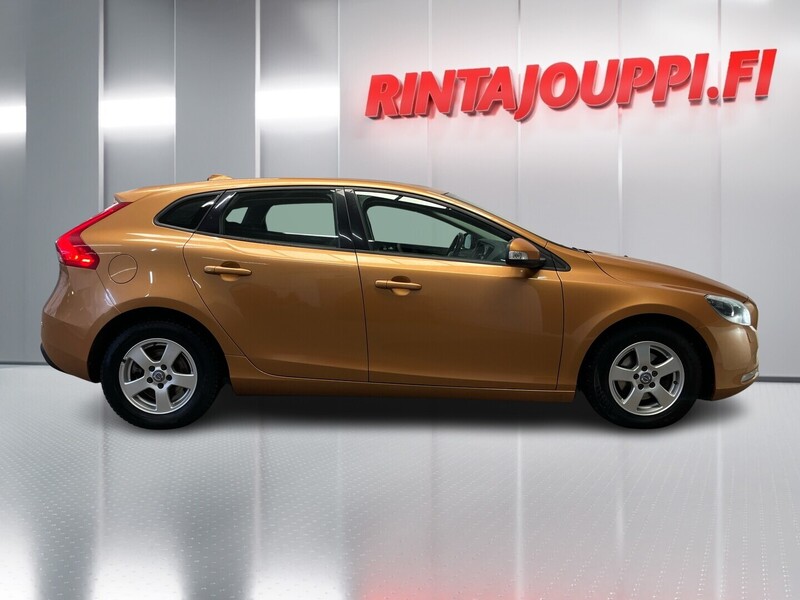 Volvo V40 vaihtoauto