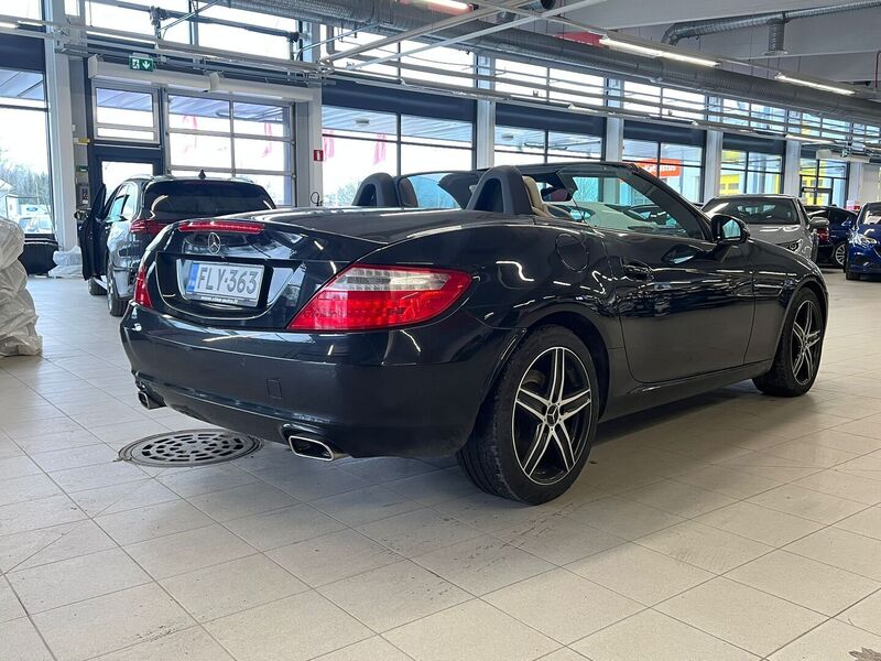 Mercedes-Benz SLK vaihtoauto
