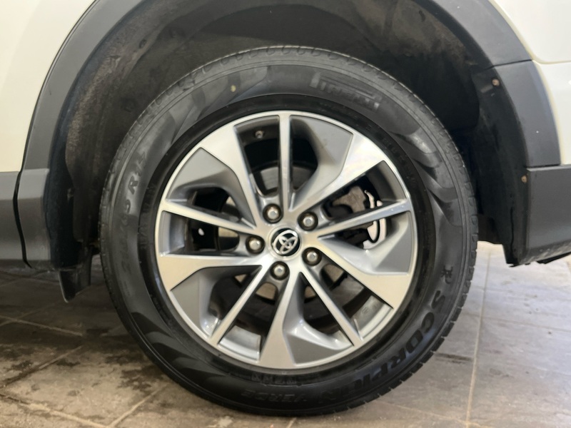 Toyota RAV4 vaihtoauto