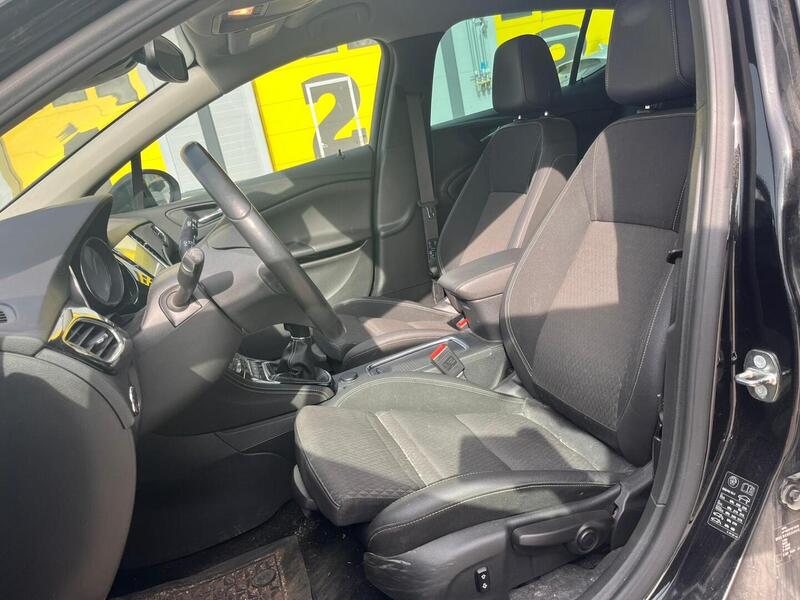 Opel Astra vaihtoauto