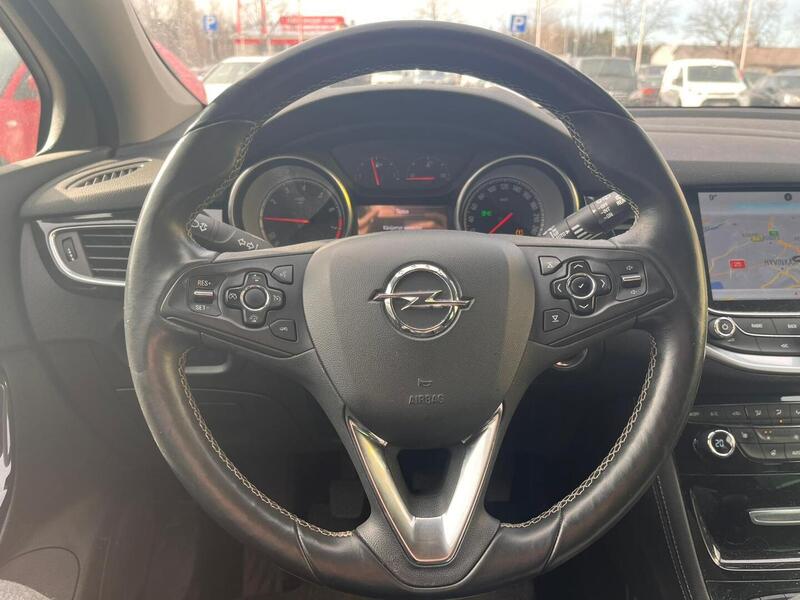 Opel Astra vaihtoauto