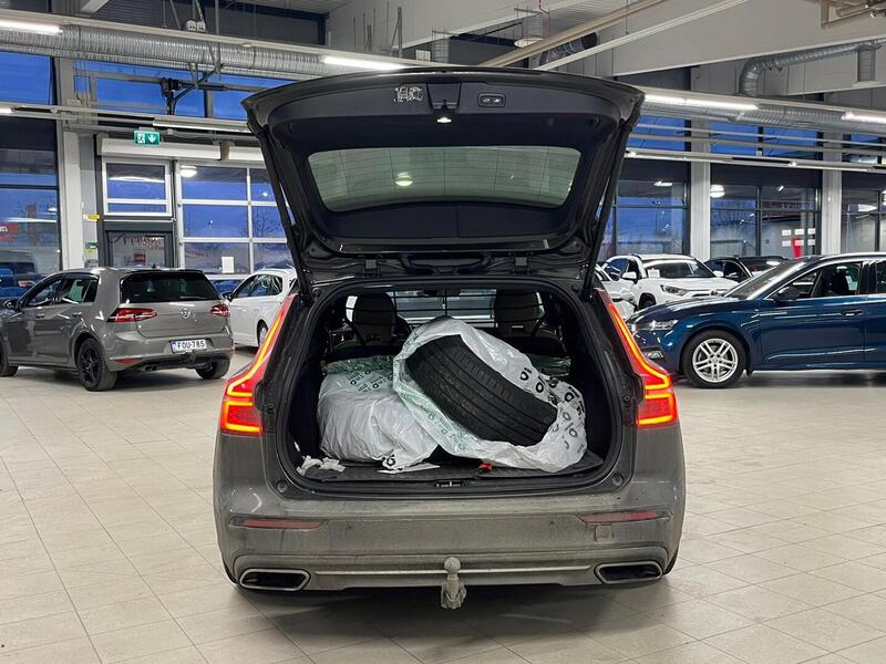 Volvo V60 vaihtoauto