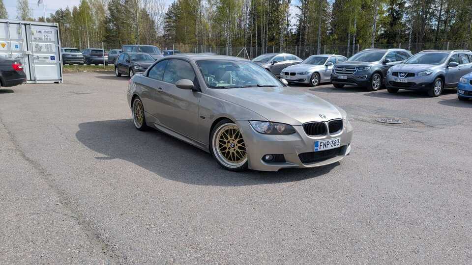 BMW 325 vaihtoauto