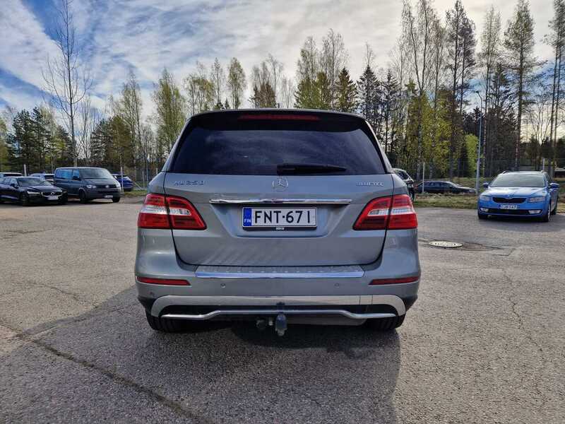 Mercedes-Benz ML vaihtoauto