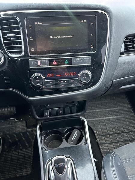 Mitsubishi Outlander PHEV vaihtoauto