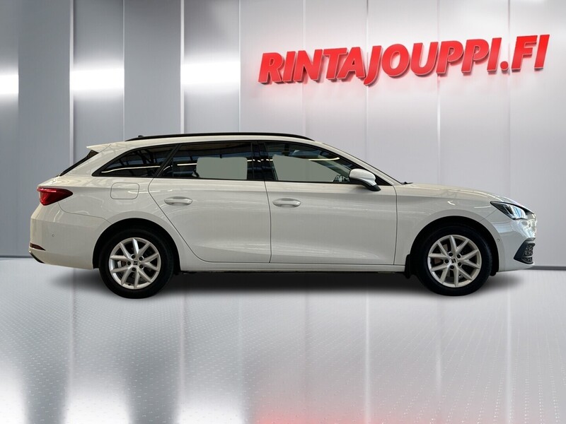 SEAT Leon Sportstourer vaihtoauto