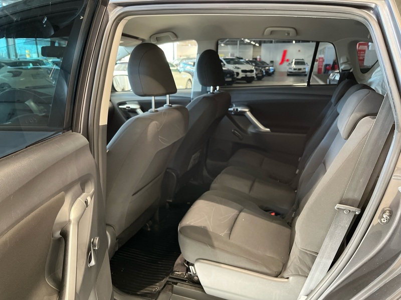 Toyota Verso vaihtoauto