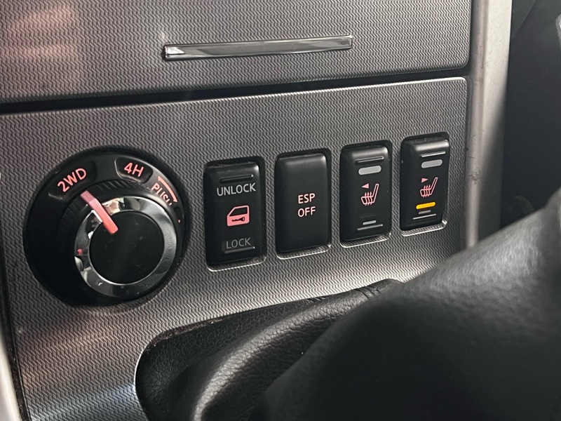 Nissan Navara vaihtoauto