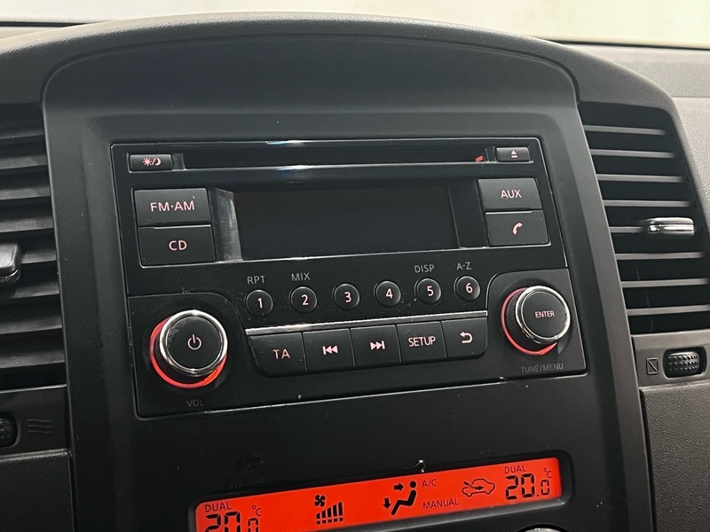 Nissan Navara vaihtoauto