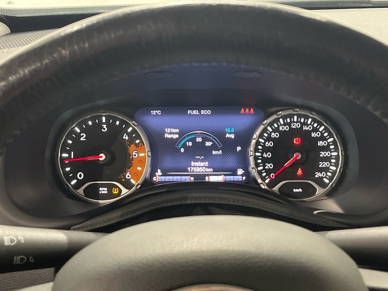 Jeep Renegade vaihtoauto