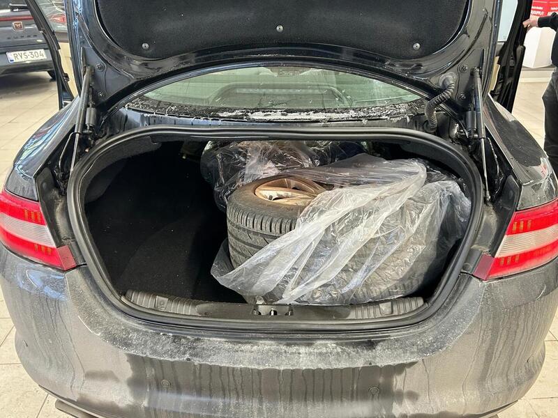 Jaguar XF vaihtoauto