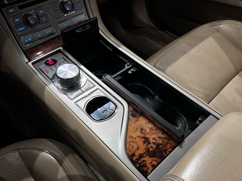 Jaguar XF vaihtoauto