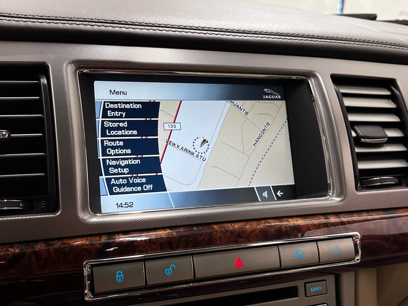 Jaguar XF vaihtoauto