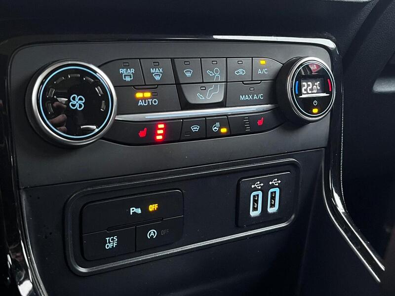 Ford Ecosport vaihtoauto