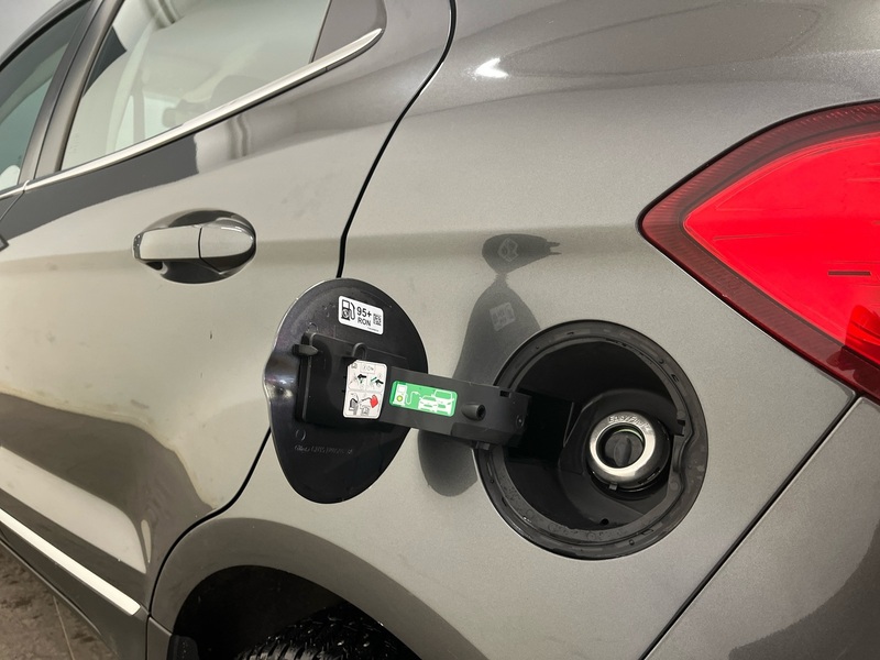 Ford Ecosport vaihtoauto