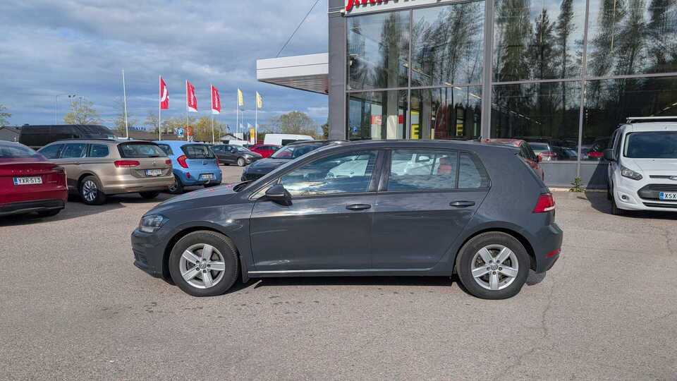 Volkswagen Golf vaihtoauto