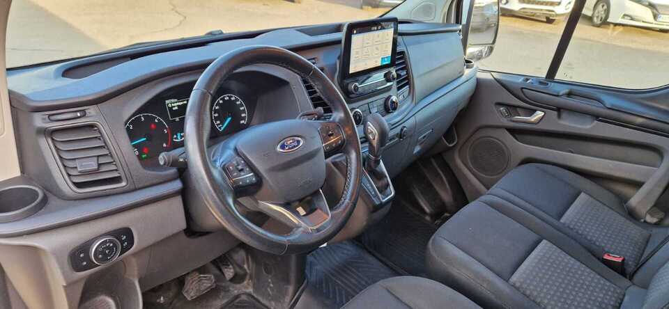 Ford Transit Custom vaihtoauto