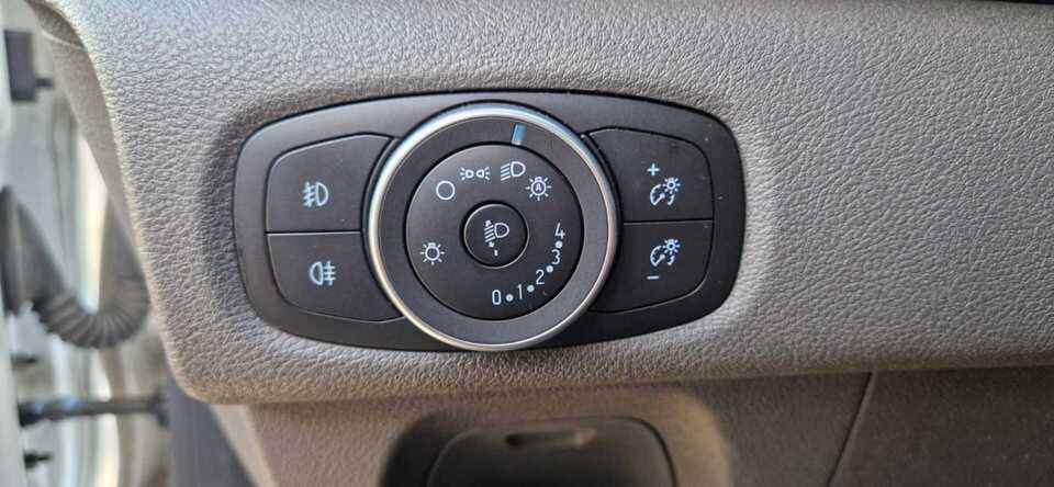 Ford Transit Custom vaihtoauto