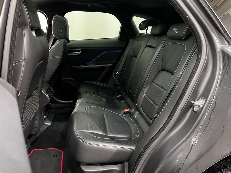 Jaguar F-PACE vaihtoauto