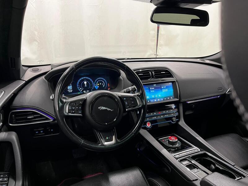 Jaguar F-PACE vaihtoauto