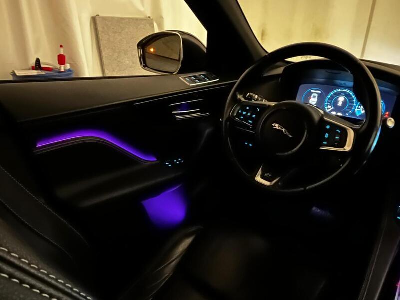 Jaguar F-PACE vaihtoauto