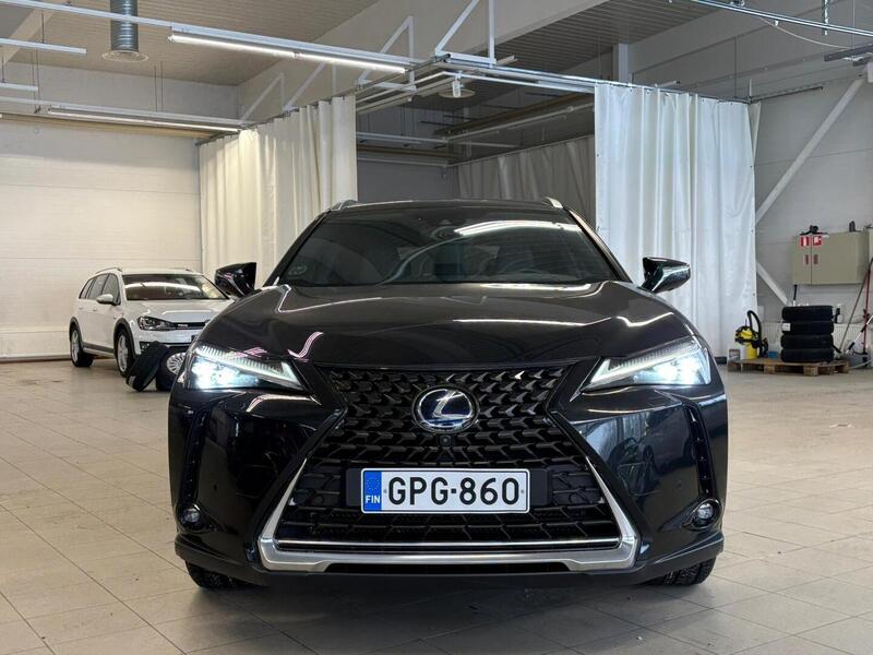Lexus UX vaihtoauto