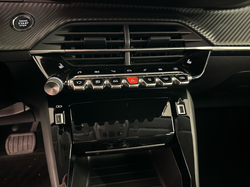 Peugeot e-208 vaihtoauto