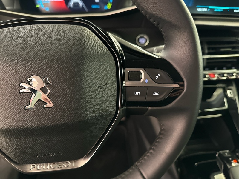 Peugeot e-208 vaihtoauto