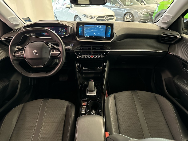 Peugeot e-208 vaihtoauto