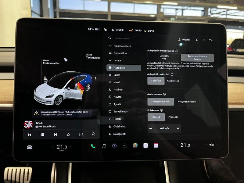 Tesla Model 3 vaihtoauto