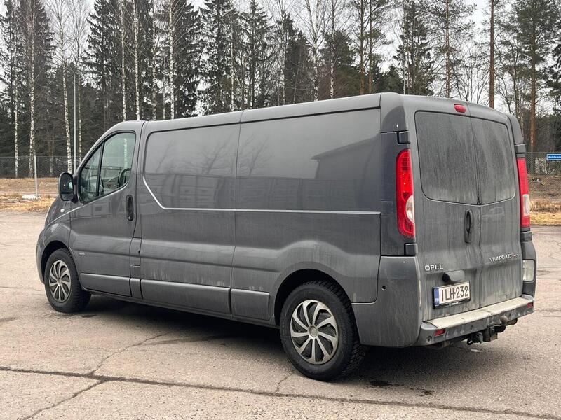 Opel Vivaro vaihtoauto