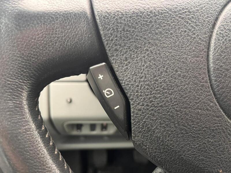 Opel Vivaro vaihtoauto