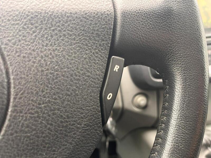 Opel Vivaro vaihtoauto